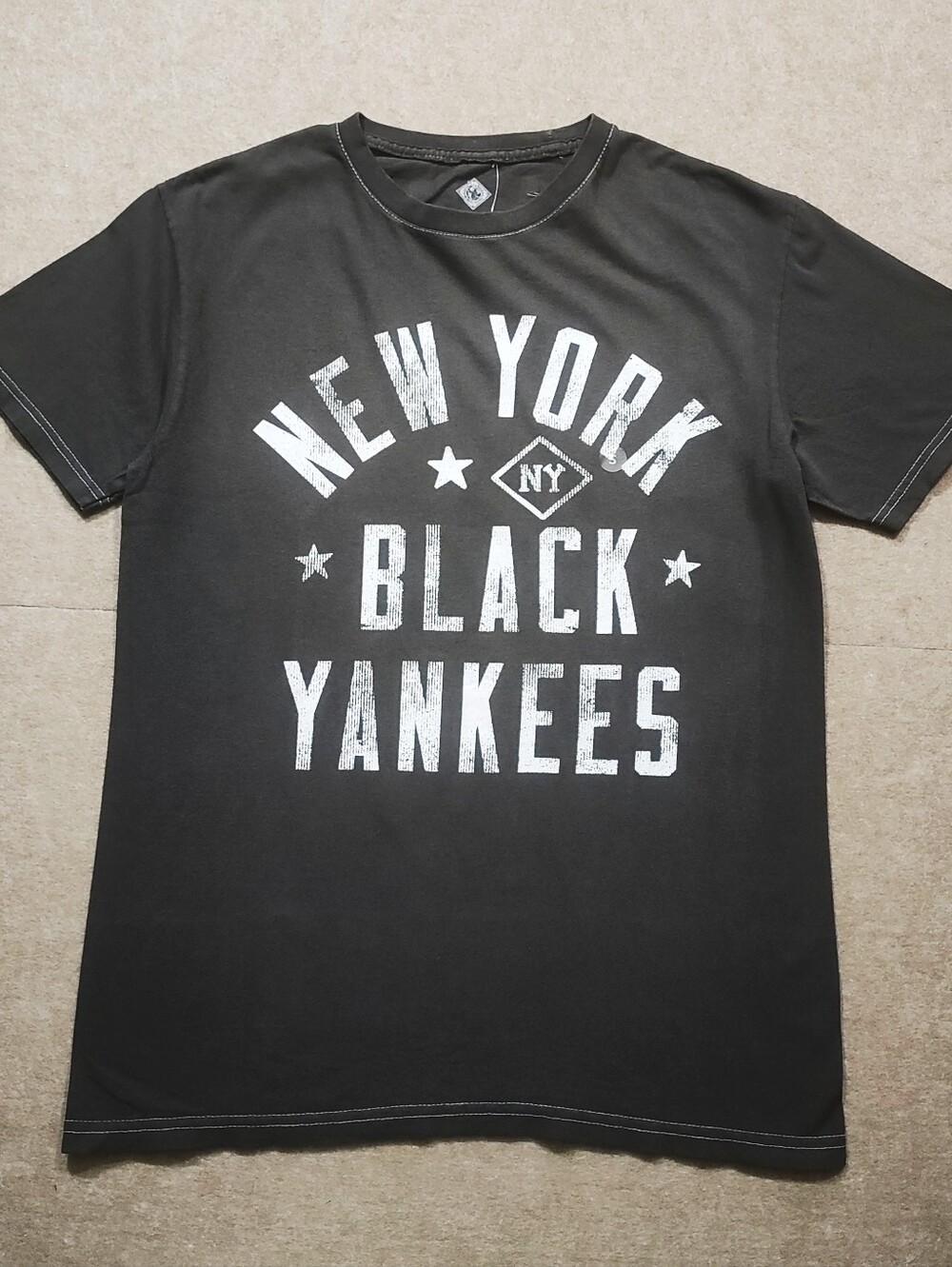 Black New York Black Yankees Graphic Tee -H